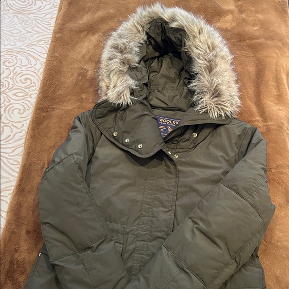 Woolrich down jacket - Picture 2 of 6